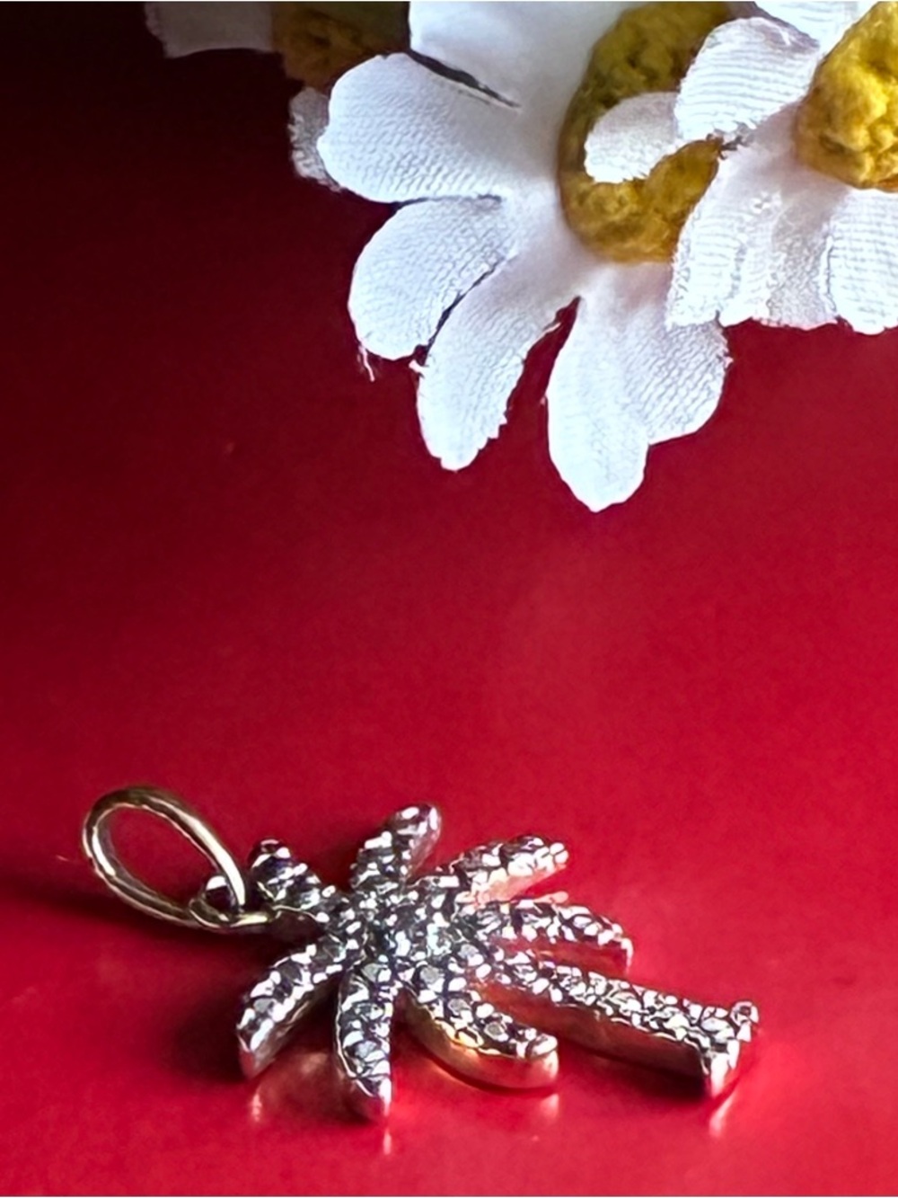 925 Silver ,Sparkling Palm Tree Pendant Necklace in Silver - Picture 6 of 8